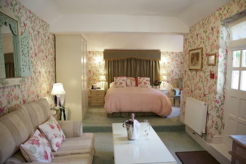 โรงแรมเดอะคอตเทจ Bradmore  ภายนอก รูปภาพ